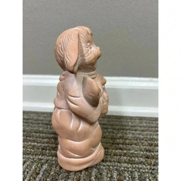 Terracotta Easter Bunny in Overalls With Basket CUTE!! 7" x 4.5" Holiday Spring - Picture 8 of 13